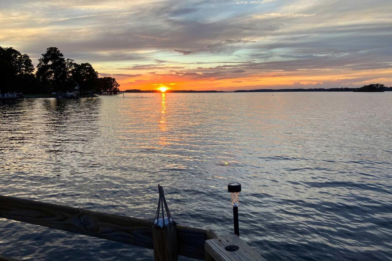Gilbert Lakefront Retreat With Private Dock! Hollywood Point Exteriör bild